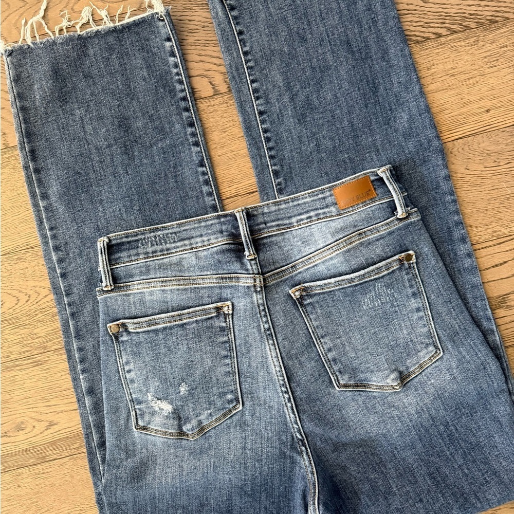 Judy Blue Distressed Frayed Hem Straight Leg Jeans - Picture 8 of 11